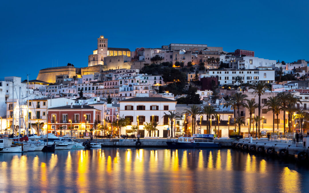 It’s Private Jet Season in the Mediterranean! A look Inside the Most Popular Destinations.